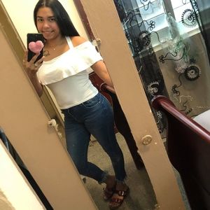 Meet your Posher, Frances